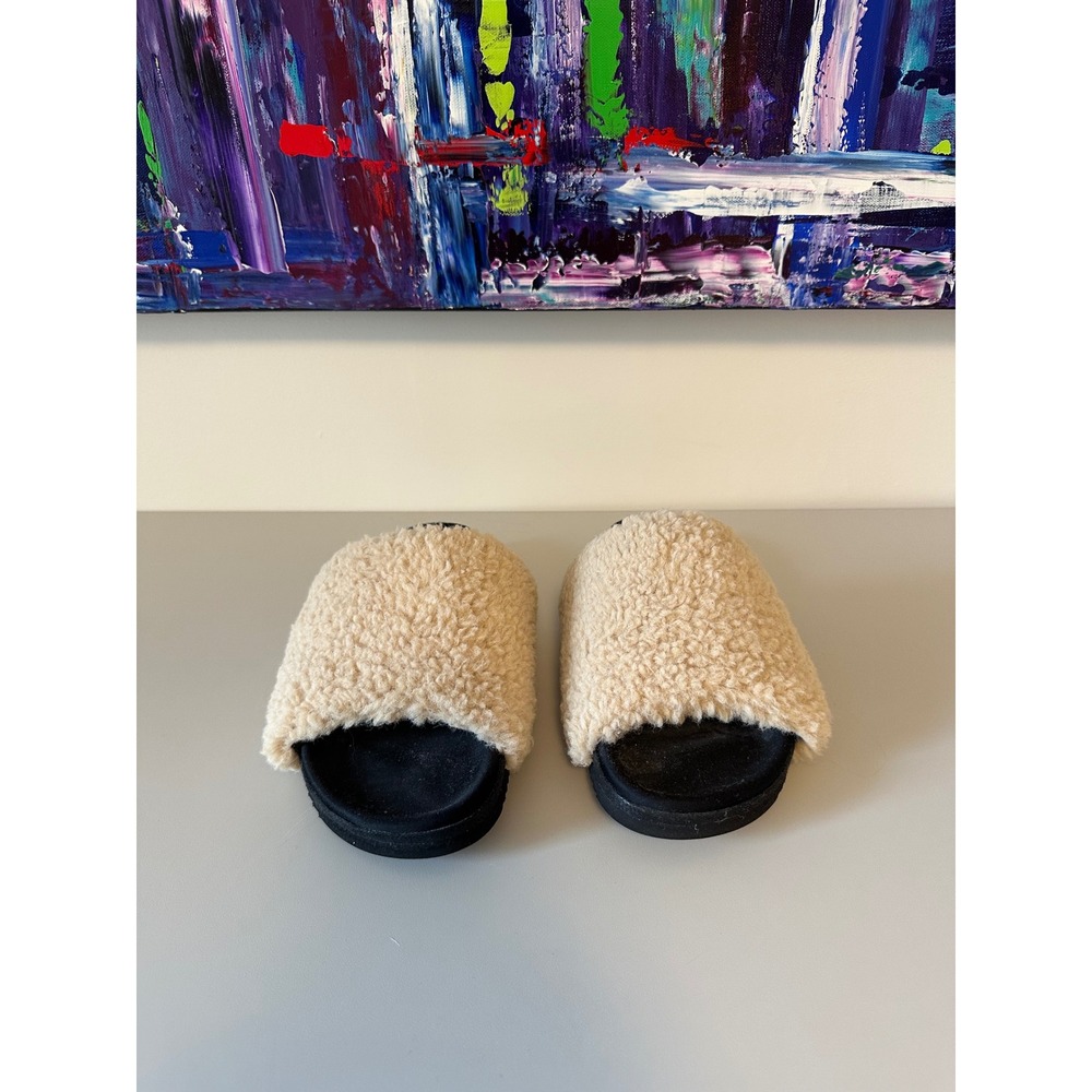ROAM Cloud Fuzzy Slides in Cream | Size 38